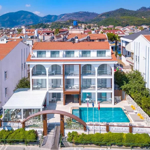 Princess Kinli Suites Hotel，位于马尔马里斯的酒店