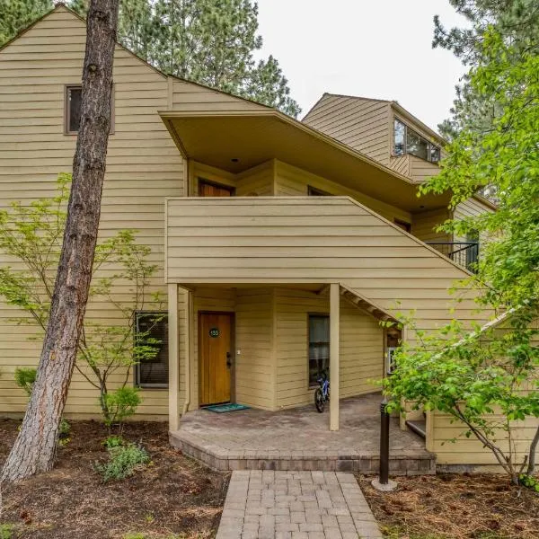 Ski House 155 - Meredith Lodging，位于本德的酒店