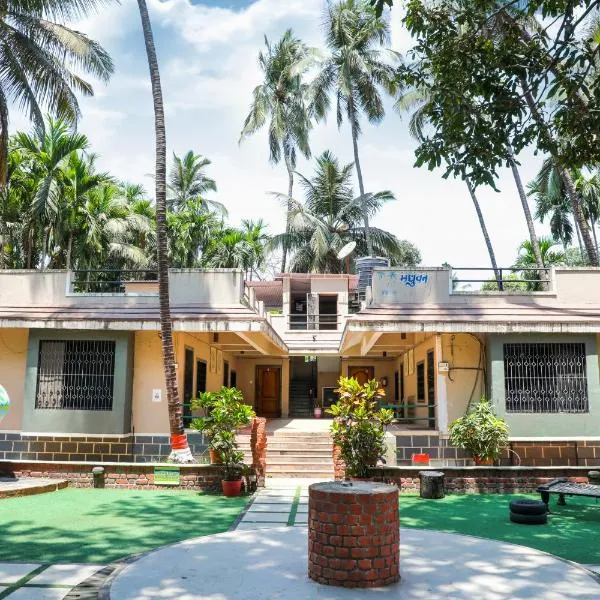 Jogalekar Cottage Alibaug，位于Danda的酒店