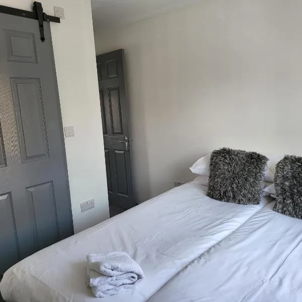 Vetrelax Colchester 3bedroom house，位于科尔切斯特的酒店