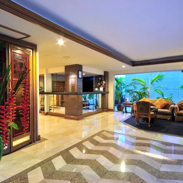 Le Siam Hotel Silom Bangkok by PCL，位于曼谷的酒店