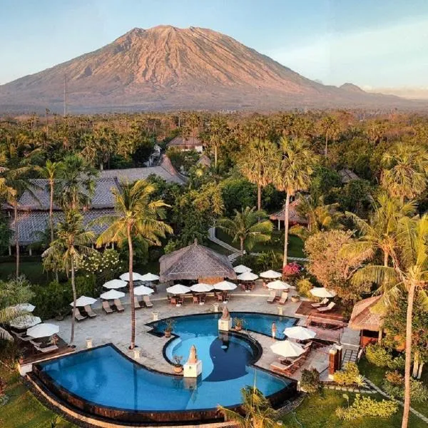 Siddhartha Oceanfront Resort & Spa Bali，位于库布的酒店