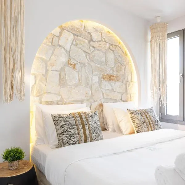 Amalthia Luxury Suites，位于波利克罗诺的酒店