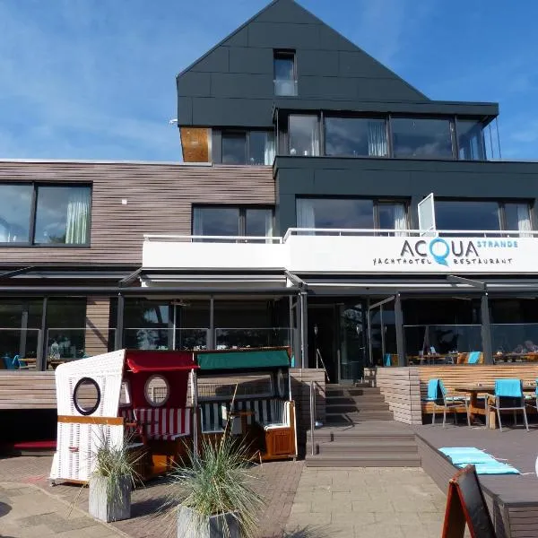 ACQUA斯特昂德餐厅及游艇酒店，位于Dänischenhagen的酒店