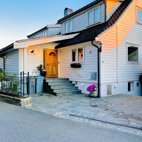 Feels like home -free parking -attractive location，位于Askøy的酒店