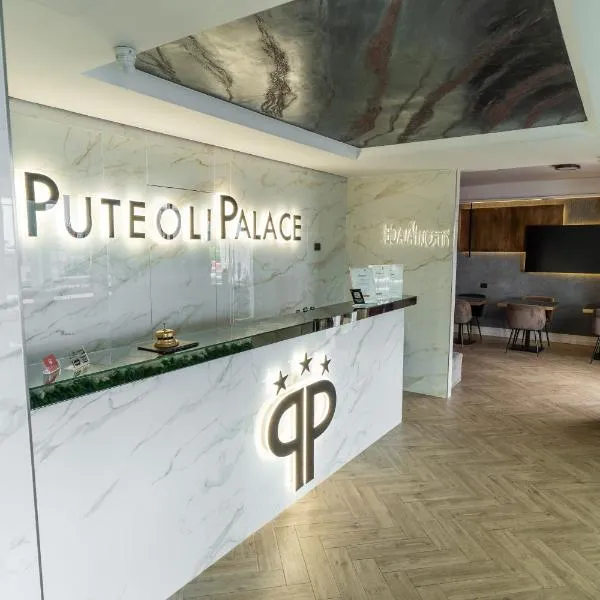 Puteoli Palace Hotel，位于瓦卡图洛的酒店