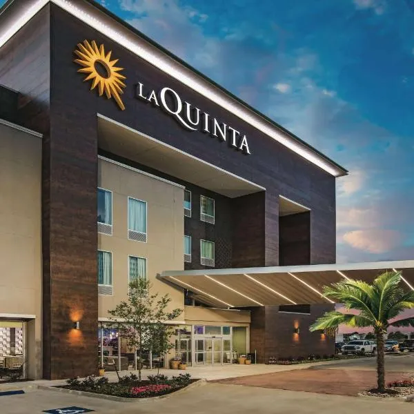 La Quinta by Wyndham Dallas Plano - The Colony，位于Oak Point的酒店