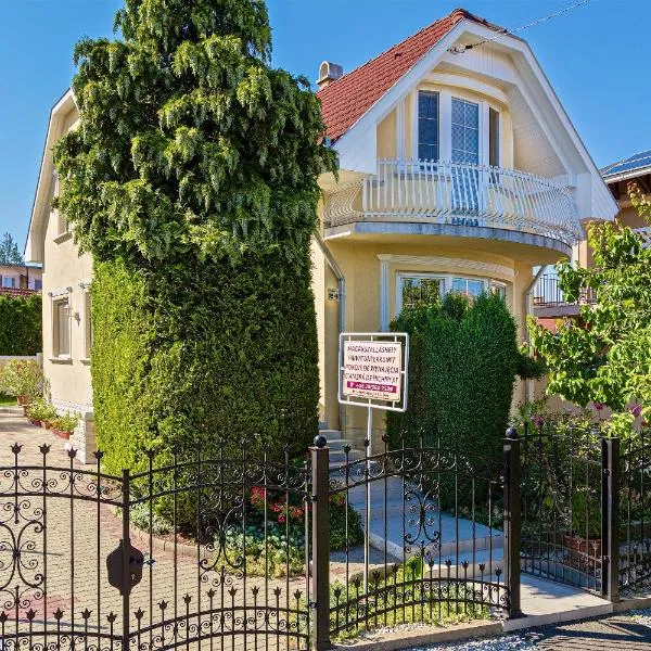 CSONTOS VENDÉGHÁZ，位于豪伊杜索博斯洛的酒店
