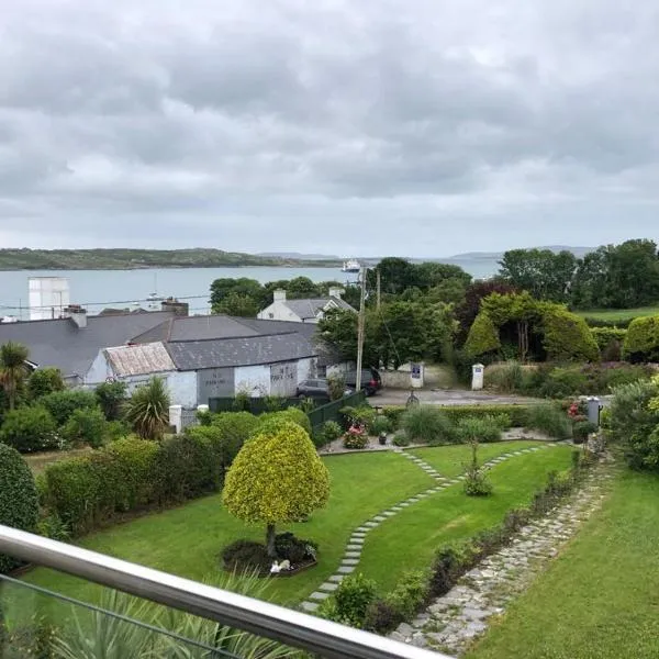 Beautiful Holiday Home in Schull，位于斯卡尔的酒店