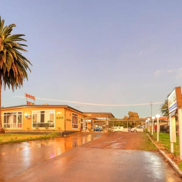 BUSHMANS RETREAT MOTOR INN，位于Tumblong的酒店