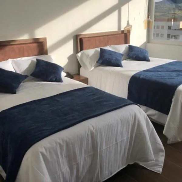 Hotel Amiraty，位于伊皮亚莱斯的酒店