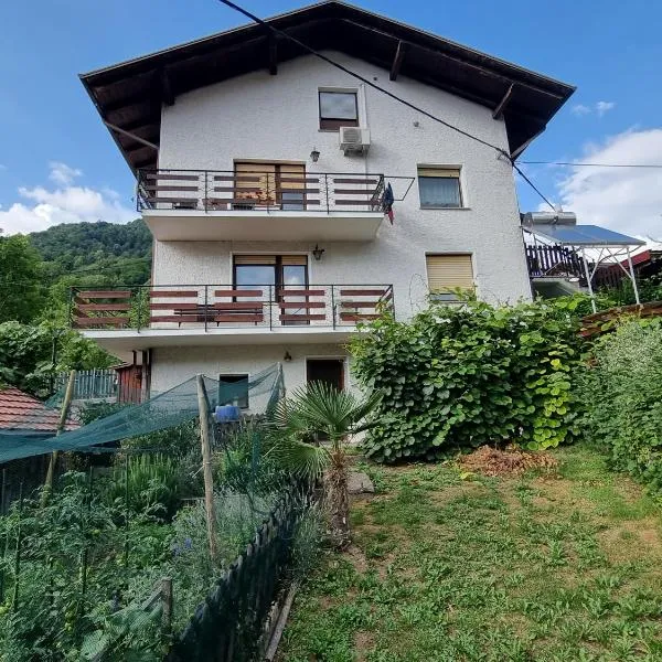 Apartma DOMA，位于托尔明的酒店