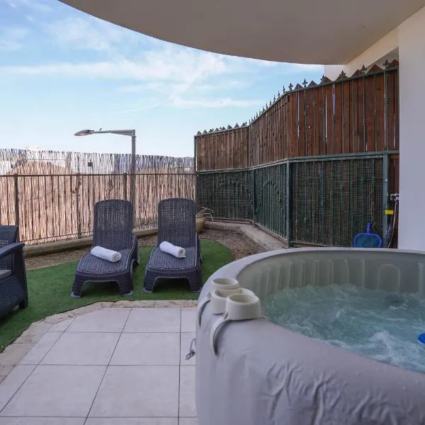 Daniel's garden apartment，位于埃拉特的酒店