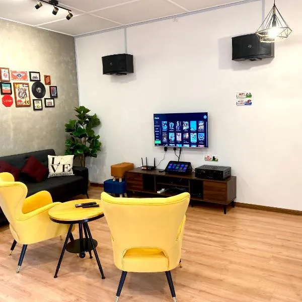 comfy 3-bedrooms with family karaoke Max-10pax，位于怡保的酒店