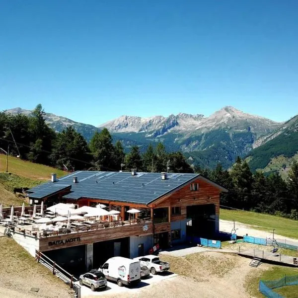 Rifugio Baita Motti，位于Crevoladossola的酒店