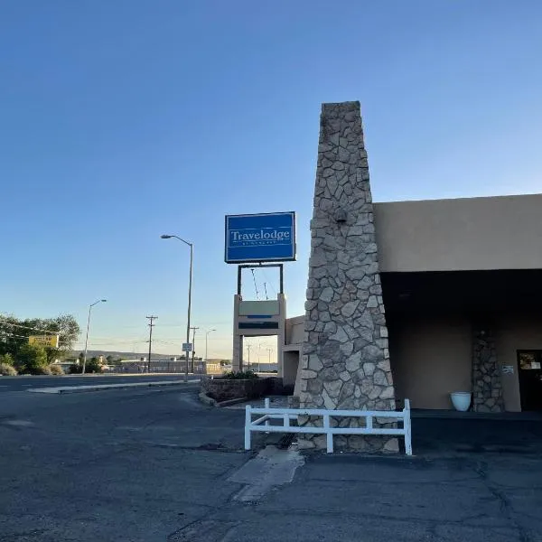 Four Corners Inn，位于法明顿的酒店