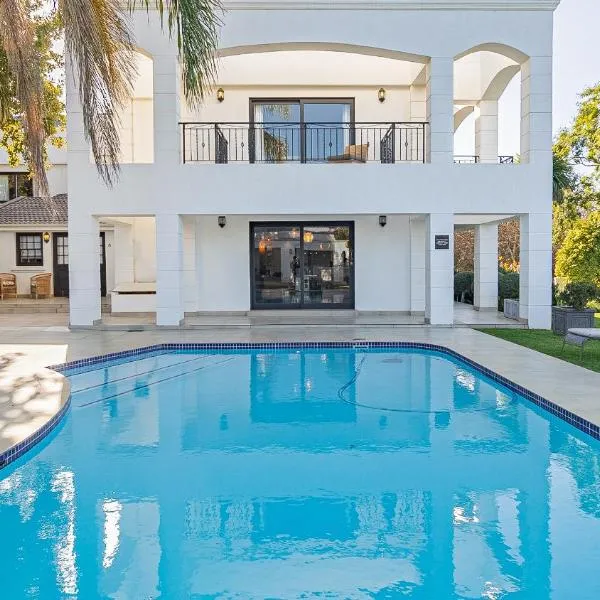 The Salene Hotel & Apartments，位于斯泰伦博斯的酒店