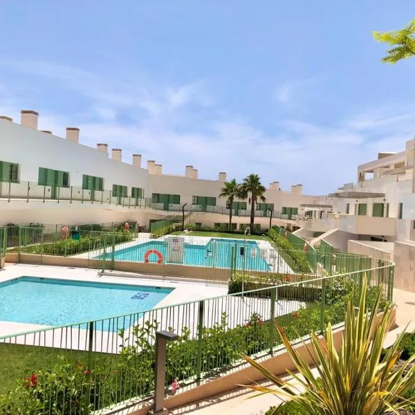Apartamento en Mojácar en 1° línea de playa，位于莫哈卡尔的酒店