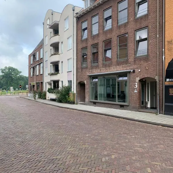 Stadshotel aan de IJssel in hartje Deventer，位于Laren的酒店