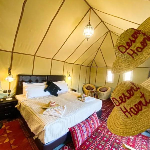 Desert Heart Luxury Camp，位于梅尔祖卡的酒店