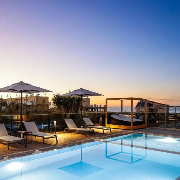 Eleven Boutique Suites，位于斯泰洛米诺斯的酒店