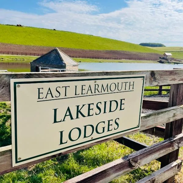 East Learmouth Lakeside Lodges，位于Ford的酒店