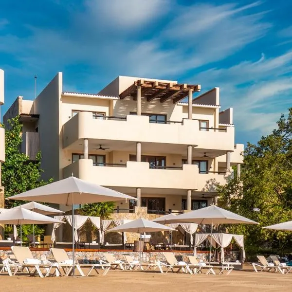Celeste Beach Residences Huatulco Curamoria Collection，位于Mojón的酒店