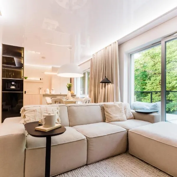 Apartament nad jeziorem Drwęckim Turystyczna # 17，位于奥斯特罗达的酒店