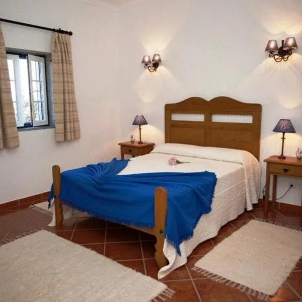 纳瓦特拉乡村酒店，位于阿兰德鲁阿尔的酒店