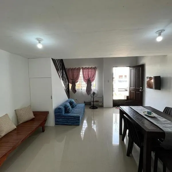 Manzil Jina Laiya House Rental，位于Nagsaulay的酒店