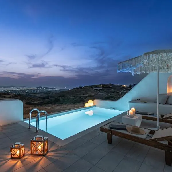 Ariadne's Crown Suites Astro Concept Private Pool Luxury，位于Vívlos的酒店