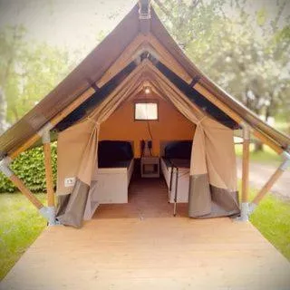 Safari tent XS，位于Osweiler的酒店