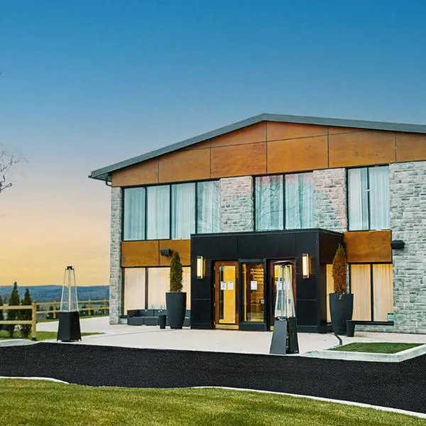 Mount Alverno Luxury Resorts，位于Erin的酒店