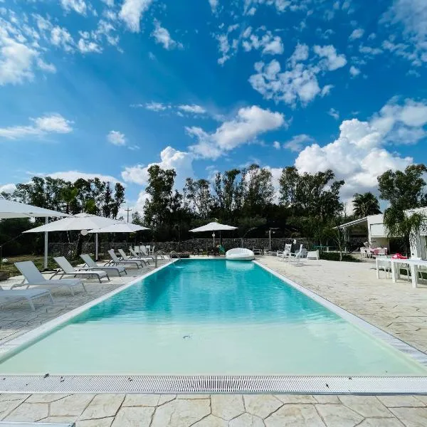 Luxury Home & Pool，位于莱魁勒的酒店