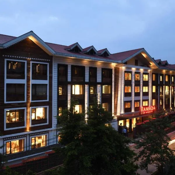Ramada by Wyndham Gangtok Hotel & Casino Golden，位于甘托克的酒店