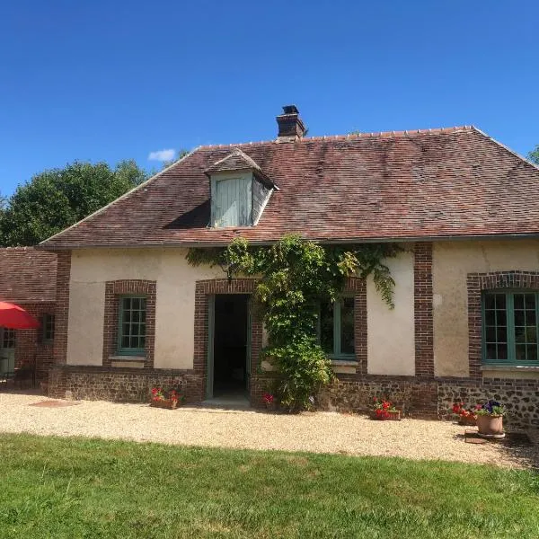 Le Rucher，位于Bois-Normand-près-Lyre的酒店