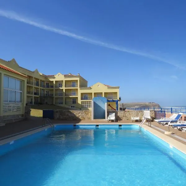 Hotel Apartamento Praia Azul，位于威梅欧的酒店