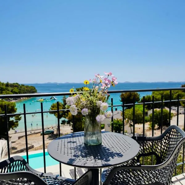 Colentum Resort Murter，位于穆泰尔岛的酒店