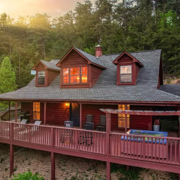 Private Mountain Cabin, hot tub escape in the Smokies, with THE view，位于赛维尔维尔的酒店