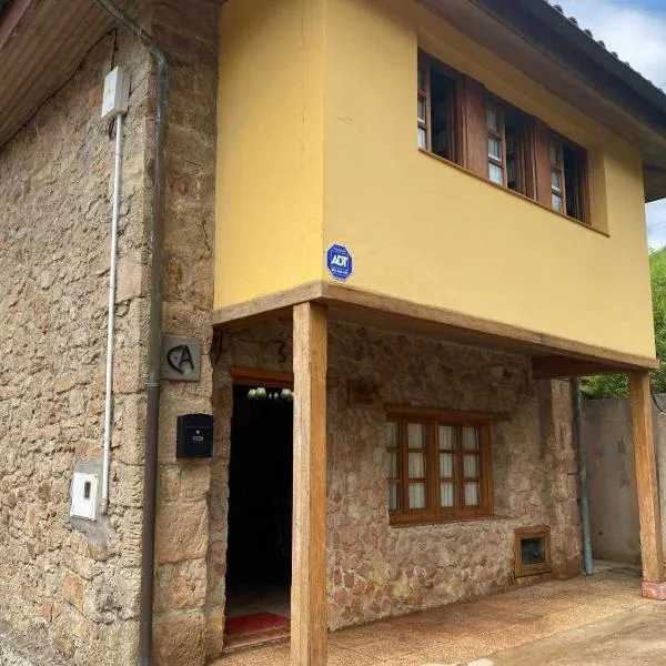 Casa Rural Kiko Asturias，位于Bimenes的酒店