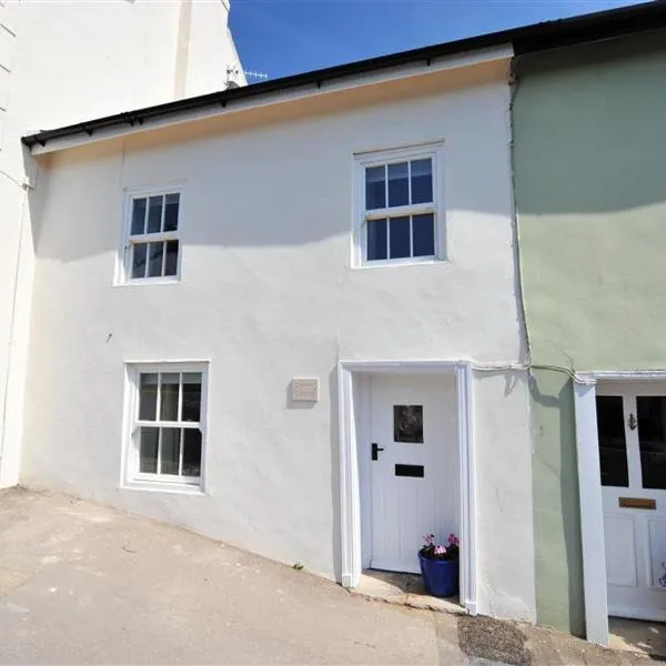 Charm Cottage，位于查茅斯的酒店