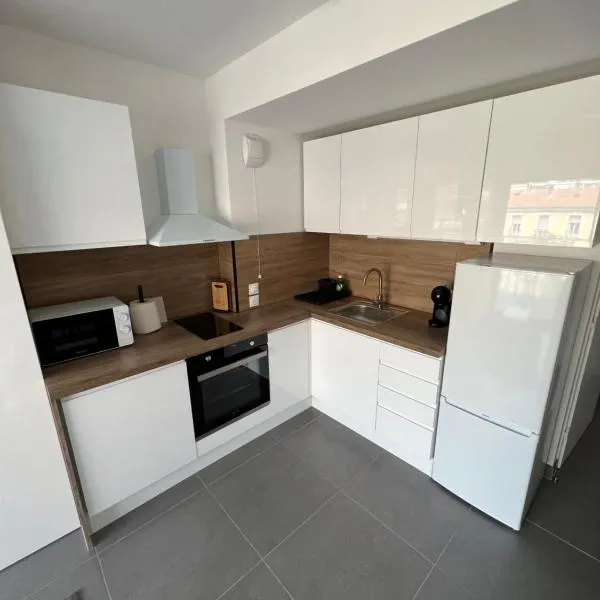 Studio tout équipé centre ville Menton，位于芒通的酒店