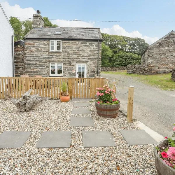 Little House，位于Llandecwyn的酒店