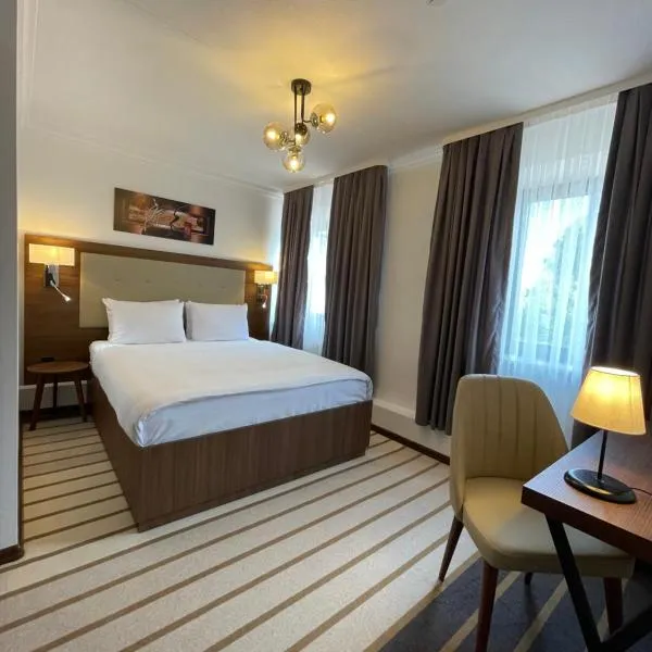 Hotel Casa Andalucia，位于哈尔伯格摩斯的酒店