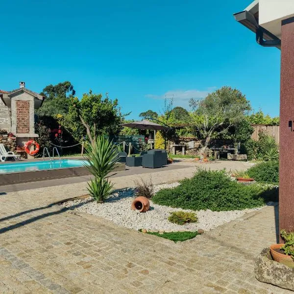 Casa do Casal - Country House with Swimming Pool，位于Vila de Punhe的酒店