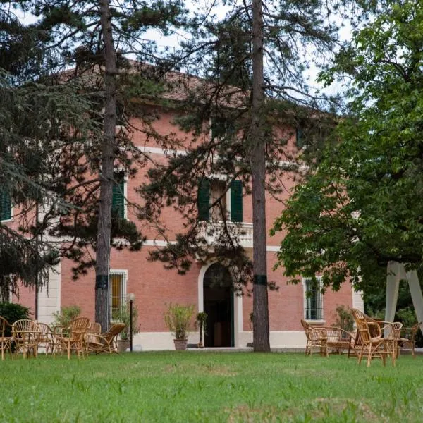 VILLA SAN SAVINO，位于克雷斯佩拉诺的酒店