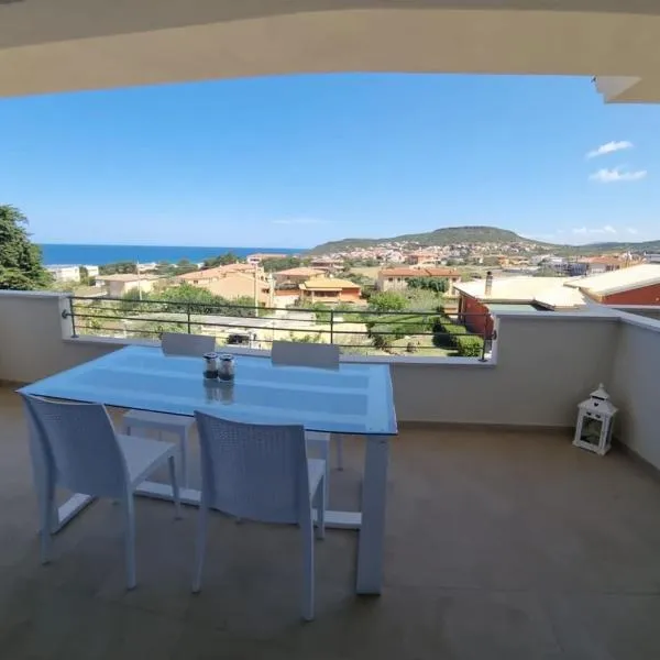 Casa vacanze in Sardegna con giardino e vista mare，位于卡斯特尔萨多的酒店