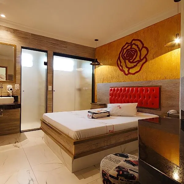 Red Rose Motel & hotel，位于Franco da Rocha的酒店