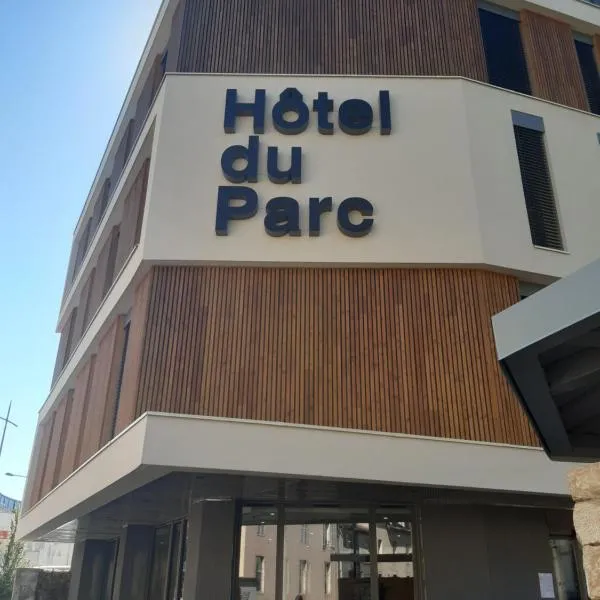 Logis Hotel du Parc-Restaurant - Le Rouget de Lisle，位于隆勒索涅的酒店