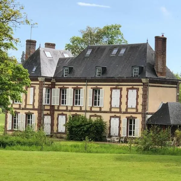 chambre d'hôte château de transières，位于Breteuil-sur-Iton的酒店
